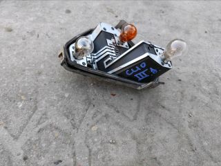 bontott RENAULT CLIO III Jobb Hátsó Lámpa Foglalat