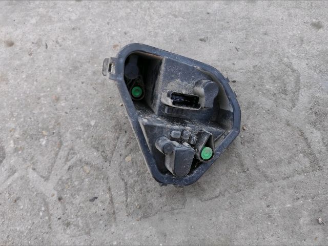 bontott RENAULT CLIO III Jobb Hátsó Lámpa Foglalat