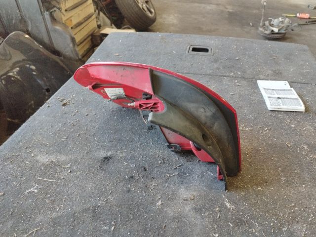 bontott RENAULT CLIO III Jobb Hátsó Lámpa