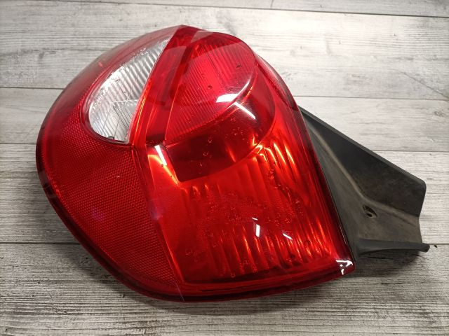 bontott RENAULT CLIO III Jobb Hátsó Lámpa