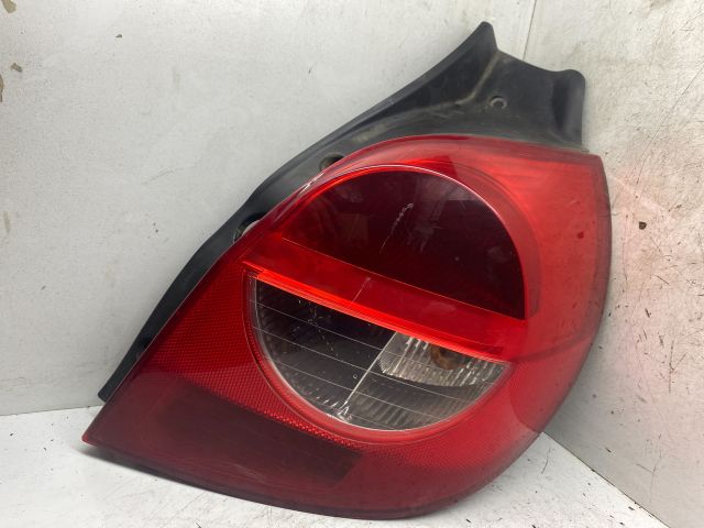 bontott RENAULT CLIO III Jobb Hátsó Lámpa