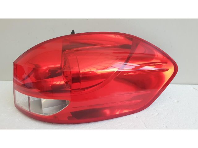 bontott RENAULT CLIO III Jobb Hátsó Lámpa