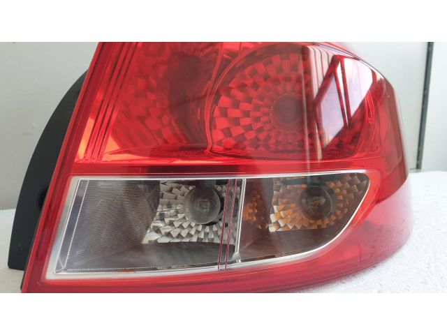 bontott RENAULT CLIO III Jobb Hátsó Lámpa