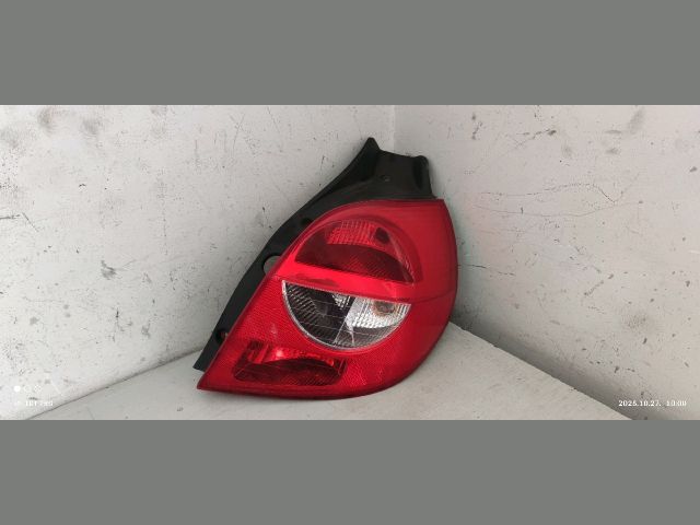bontott RENAULT CLIO III Jobb Hátsó Lámpa