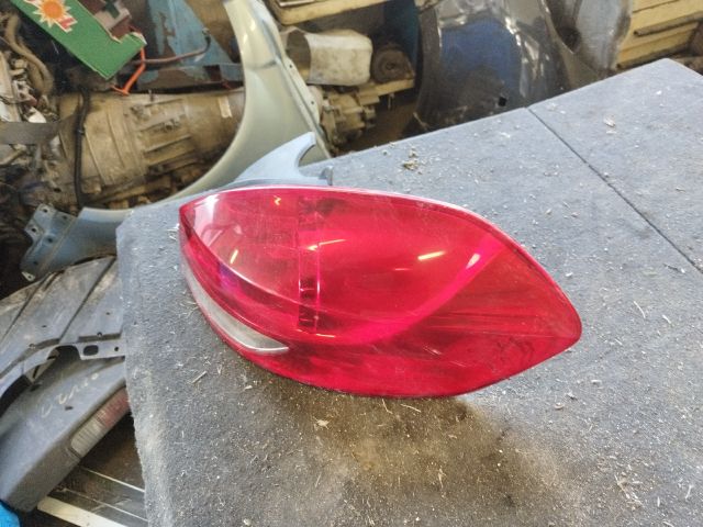 bontott RENAULT CLIO III Jobb Hátsó Lámpa