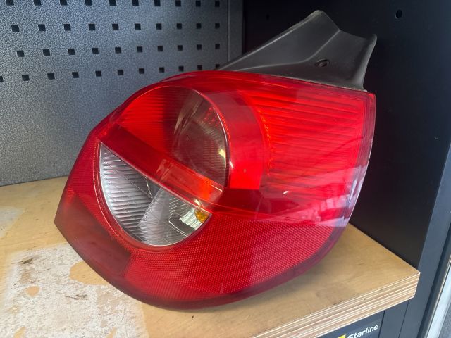 bontott RENAULT CLIO III Jobb Hátsó Lámpa