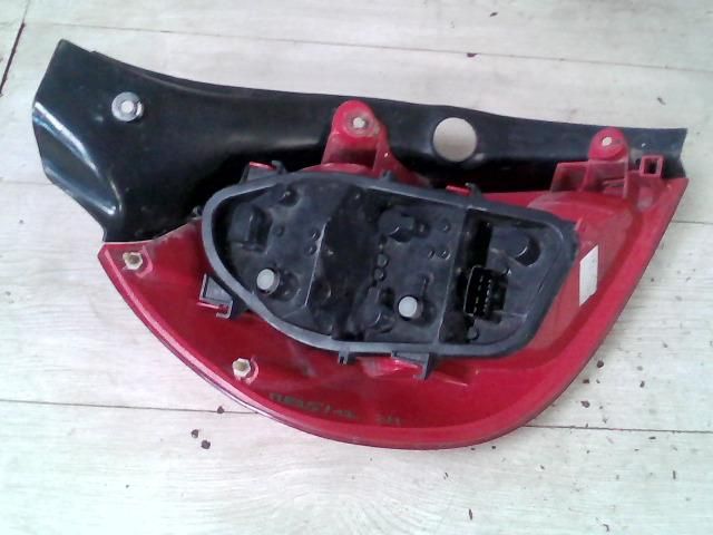 bontott RENAULT CLIO III Jobb Hátsó Lámpa