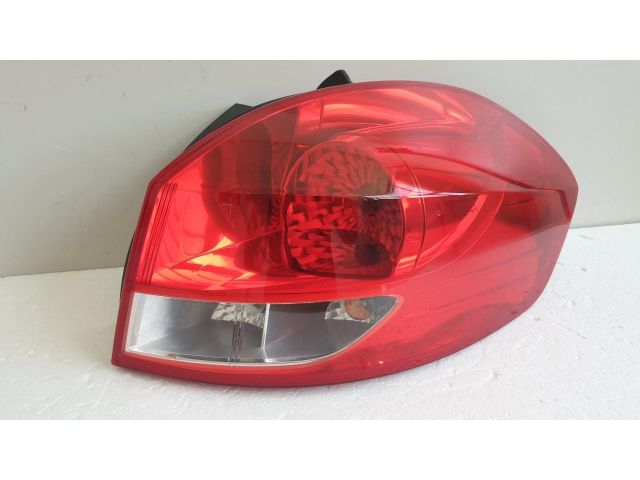 bontott RENAULT CLIO III Jobb Hátsó Lámpa