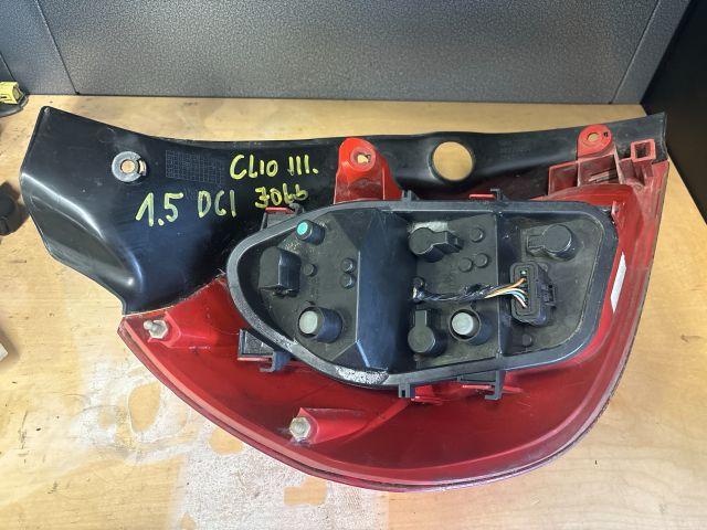 bontott RENAULT CLIO III Jobb Hátsó Lámpa