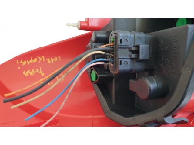 bontott RENAULT CLIO III Jobb Hátsó Lámpa