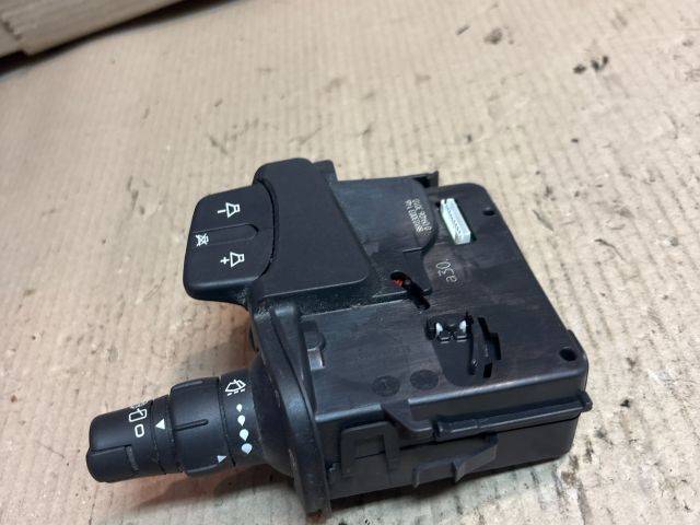 bontott RENAULT CLIO III Jobb Kormánykapcsoló Ablaktörlő