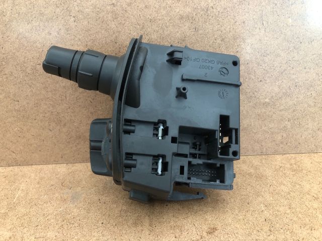 bontott RENAULT CLIO III Jobb Kormánykapcsoló Ablaktörlő