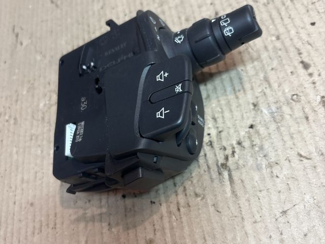 bontott RENAULT CLIO III Jobb Kormánykapcsoló Ablaktörlő