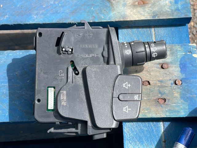 bontott RENAULT CLIO III Jobb Kormánykapcsoló Ablaktörlő