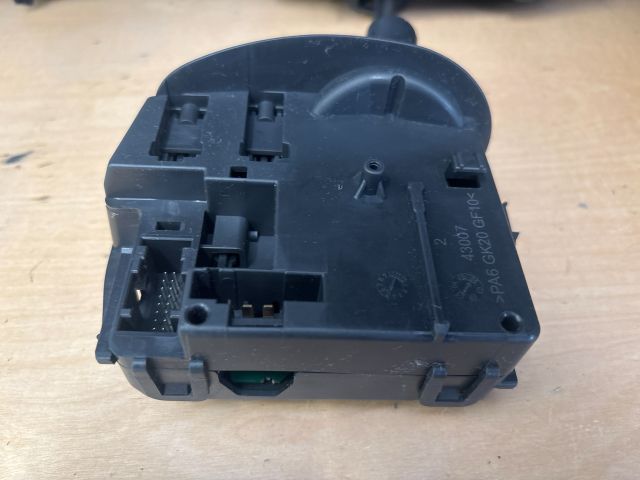 bontott RENAULT CLIO III Jobb Kormánykapcsoló Ablaktörlő