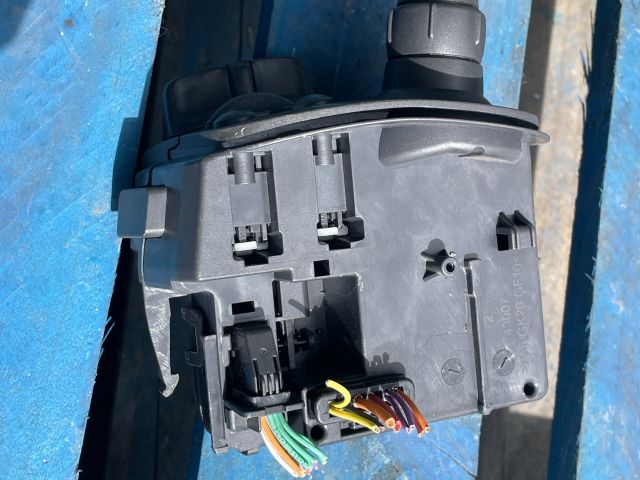 bontott RENAULT CLIO III Jobb Kormánykapcsoló Ablaktörlő