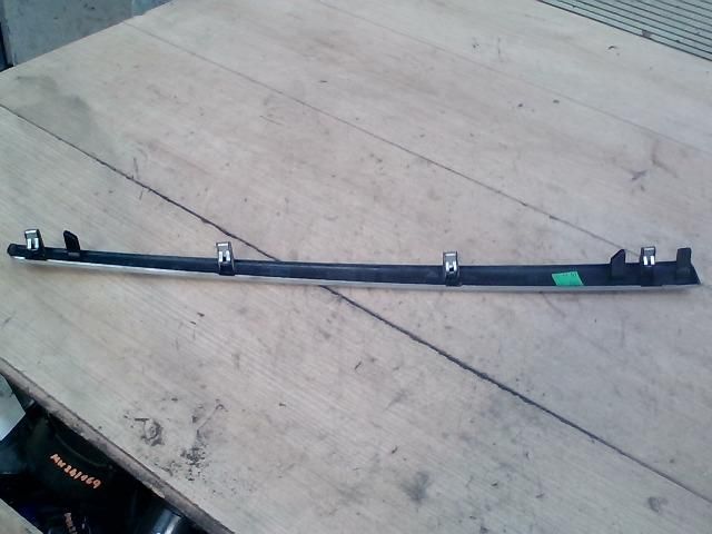 bontott RENAULT CLIO III Jobb Műszerfal Díszléc