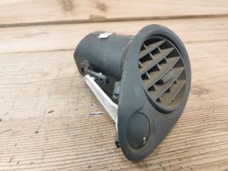 bontott RENAULT CLIO III Jobb Szellőző