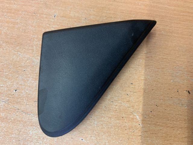 bontott RENAULT CLIO III Jobb Visszapillantó Tükör Előtti Burkolat