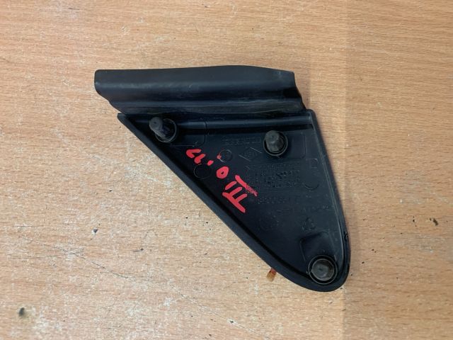 bontott RENAULT CLIO III Jobb Visszapillantó Tükör Előtti Burkolat