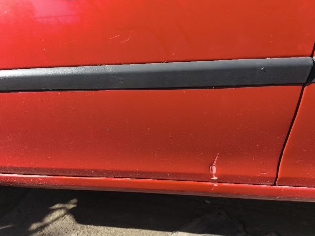 bontott RENAULT CLIO III Kalaptartó