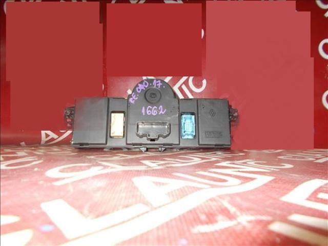 bontott RENAULT CLIO III Klíma Kapcsoló