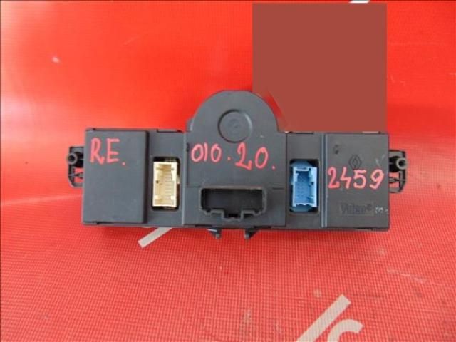 bontott RENAULT CLIO III Klíma Kapcsoló