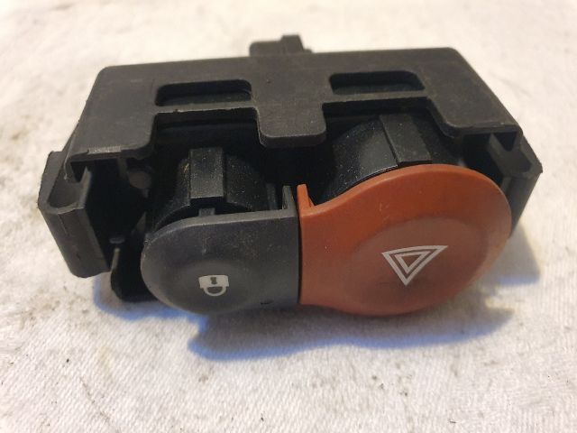 bontott RENAULT CLIO III Kombinált Kapcsoló