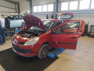 bontott RENAULT CLIO III Komfort Elektronika