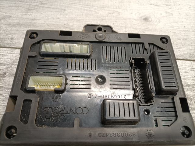 bontott RENAULT CLIO III Komfort Elektronika