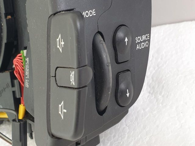 bontott RENAULT CLIO III Komplett Kormánykapcsoló (Bajuszkapcsoló)