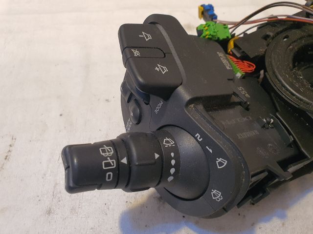 bontott RENAULT CLIO III Komplett Kormánykapcsoló (Bajuszkapcsoló)