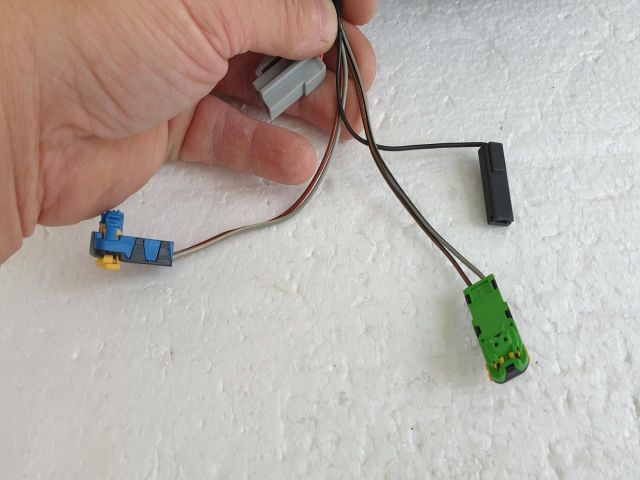 bontott RENAULT CLIO III Komplett Kormánykapcsoló (Bajuszkapcsoló)