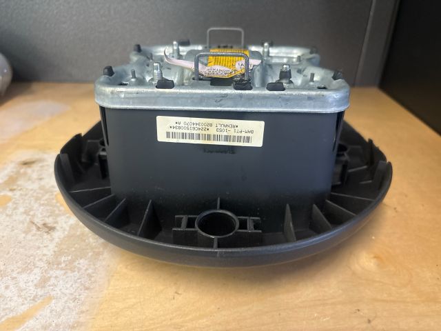 bontott RENAULT CLIO III Kormánylégzsák