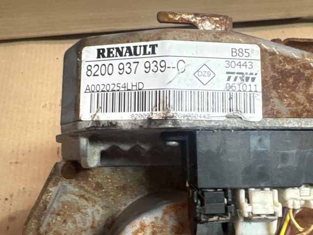 bontott RENAULT CLIO III Kormányoszlop