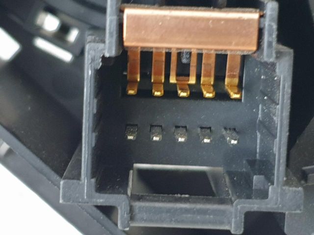 bontott RENAULT CLIO III Légzsák Átvezető Szalagkábel