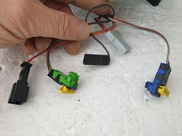 bontott RENAULT CLIO III Légzsák Átvezető Szalagkábel