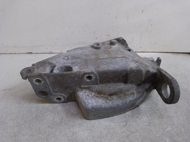 bontott RENAULT CLIO III Motor Tartó Bak (Fém)