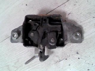 bontott RENAULT CLIO III Motorháztető Zárszerkezet