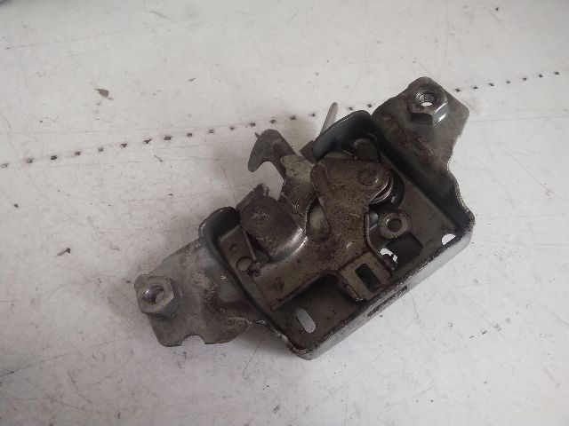 bontott RENAULT CLIO III Motorháztető Zárszerkezet