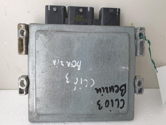 bontott RENAULT CLIO III Motorvezérlő