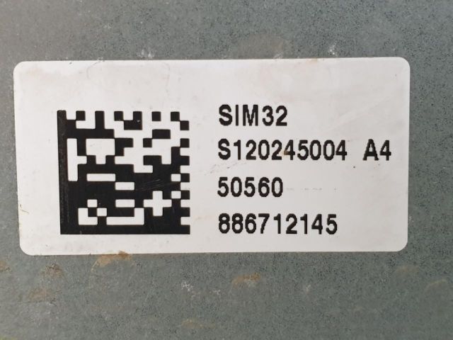 bontott RENAULT CLIO III Motorvezérlő