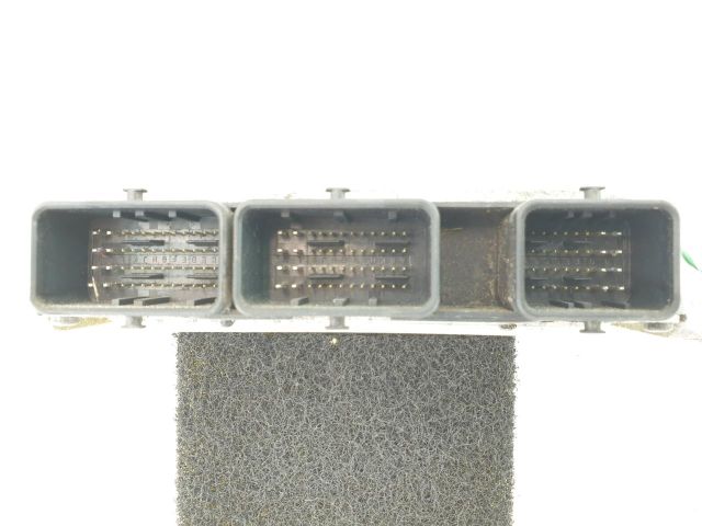 bontott RENAULT CLIO III Motorvezérlő