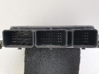 bontott RENAULT CLIO III Motorvezérlő