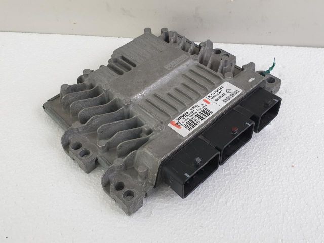 bontott RENAULT CLIO III Motorvezérlő