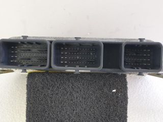 bontott RENAULT CLIO III Motorvezérlő