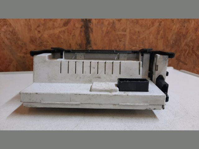 bontott RENAULT CLIO III Multifunkciós Kijelző