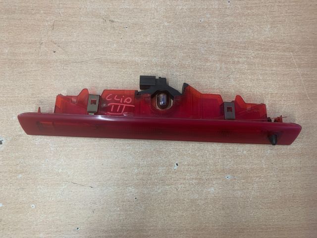 bontott RENAULT CLIO III Pótféklámpa