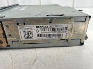 bontott RENAULT CLIO III Rádió / CD