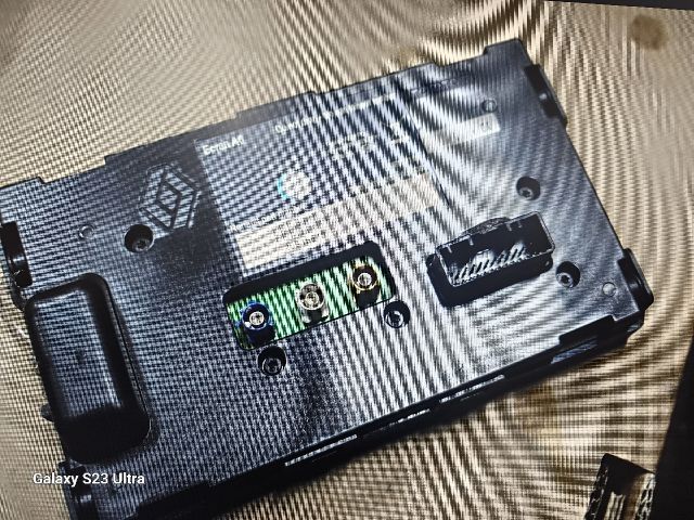 bontott RENAULT CLIO III Rádió / CD